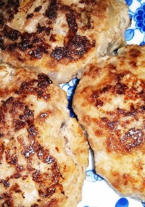 43大きさいろいろ　お母さんのハンバーグ-レシピのメイン写真