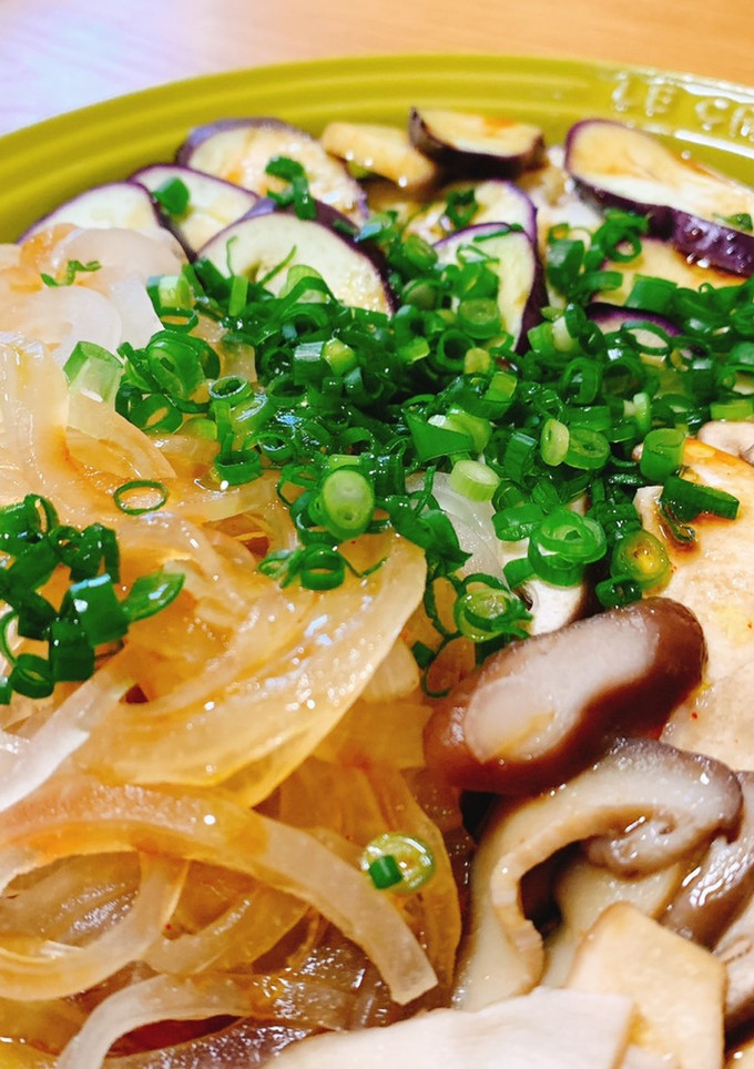 蒸し鍋で簡単！ナスと玉ねぎと椎茸の温野菜-レシピのメイン写真