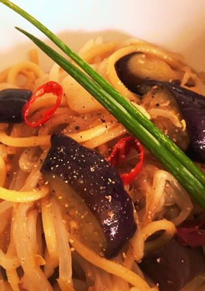 ペペロンチーノな肉無しナス味噌パスタ-レシピのメイン写真