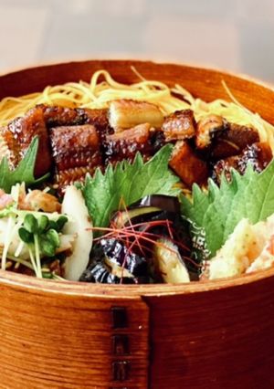 わっぱ弁当＊うなぎ丼とちくわの梅和え-レシピのメイン写真