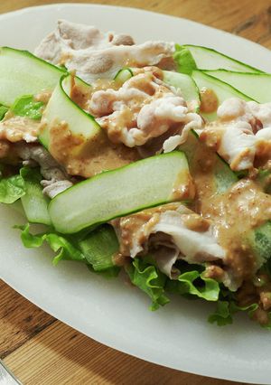 夏に食べたい♪豚しゃぶの梅ごまだれ-レシピのメイン写真