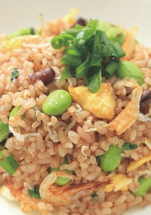 素材のうまみがギュッな玄米チャーハン-レシピのメイン写真