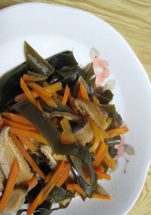 昆布と干ししいたけの煮物-レシピのメイン写真