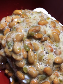 冷奴の納豆かけ ハラペーニョレリッシュ-レシピのメイン写真