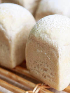 いちご酵母の白パン ミニ食パン-レシピのメイン写真