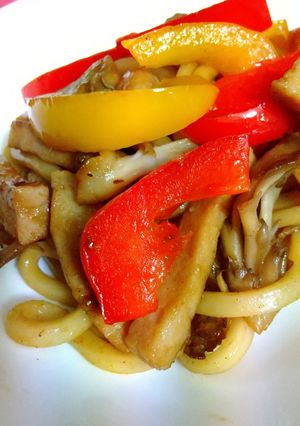 パプリカと舞茸のカレー焼うどん-レシピのメイン写真