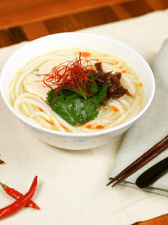 う米めんフォー/白米中太麺-レシピのメイン写真