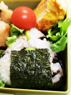 ごま昆布と枝豆のおにぎり-レシピのメイン写真