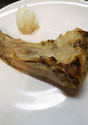フライパンで簡単！鮪カマの酒蒸し焼き-レシピのメイン写真