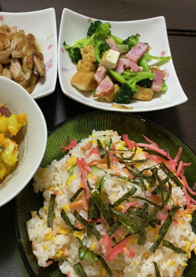 時短♡ちらし寿司♡焼き鮭♡胡瓜♡炒り卵-レシピのメイン写真