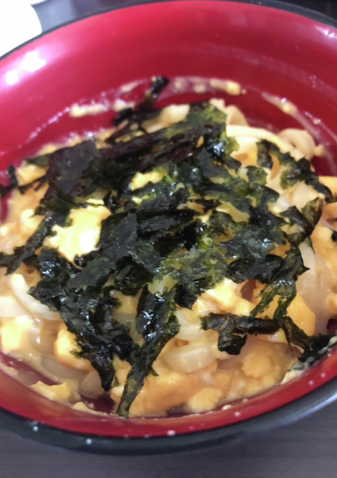 レンジで簡単★とろ玉バターうどん-レシピのメイン写真