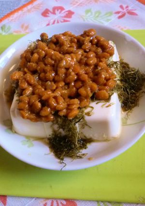 納豆＆刻みめかぶの冷や奴のタパス-レシピのメイン写真