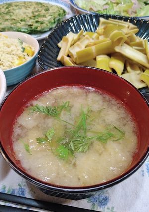 スナップエンドウの味噌汁-レシピのメイン写真