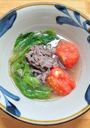 牛肉とトマトにレタスのスープ-レシピのメイン写真