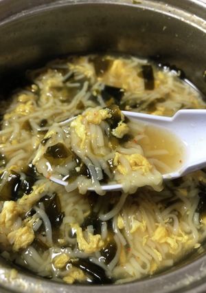 禁断のわかめトロ〜なぐだぐだそうめん-レシピのメイン写真