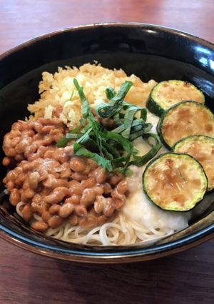 ズッキーニ乗せ素麺-レシピのメイン写真