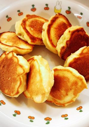 ふんわりお豆腐で厚めのミニパンケーキ-レシピのメイン写真
