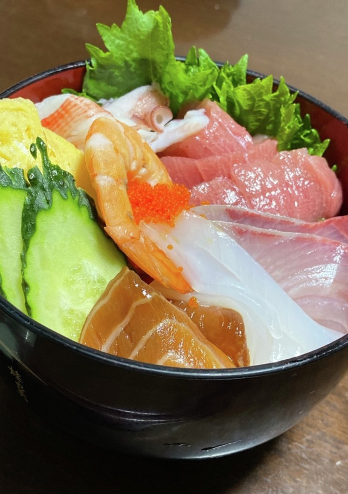 簡単　おもてなし✨絶品　具沢山の海鮮丼-レシピのメイン写真
