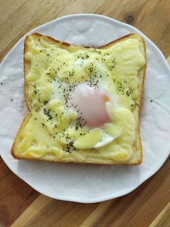 目玉焼きトースト-レシピのメイン写真