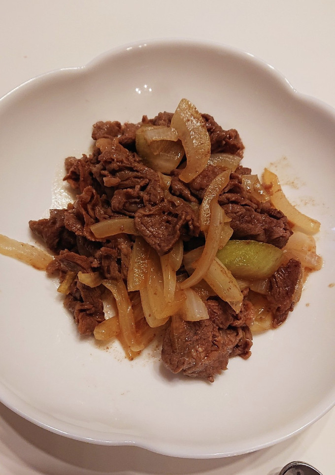すき焼き風？焼き肉風？・牛肩ロース炒め-レシピのメイン写真