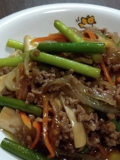 合挽き肉とにんにくの芽のスタミナ炒め-レシピのメイン写真
