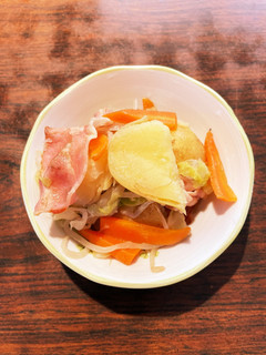 野菜とベーコンのバター蒸し焼き-レシピのメイン写真