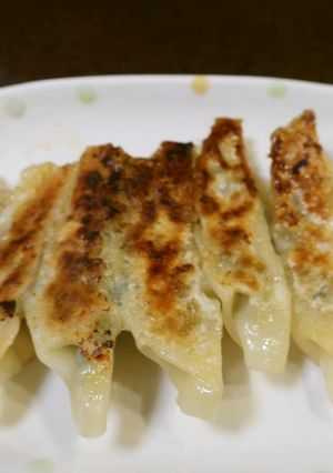餃子　パリパリ＆ジューシーにするには-レシピのメイン写真
