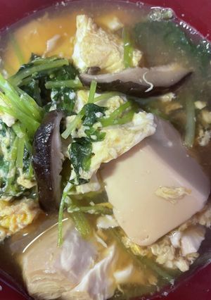 山盛り三つ葉と豆腐のふわふわ卵とじ-レシピのメイン写真
