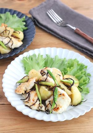 鶏むねとじゃがいもとアスパラの塩昆布炒め-レシピのメイン写真