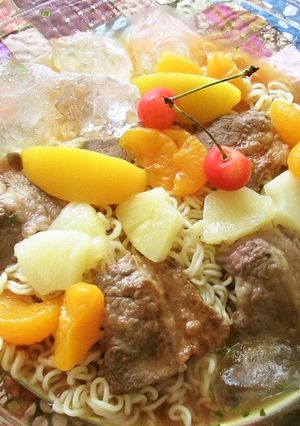 牛肉とフルーツ缶で冷やしサッポロ一番-レシピのメイン写真