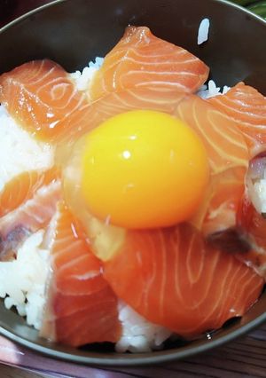 簡単！サーモン漬け丼！！-レシピのメイン写真