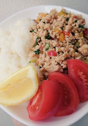 簡単♪鶏ひき肉でガパオ風ライス-レシピのメイン写真