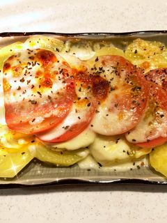 ジャガイモとトマトのチーズ焼き-レシピのメイン写真