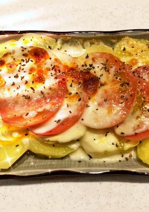 ジャガイモとトマトのチーズ焼き-レシピのメイン写真