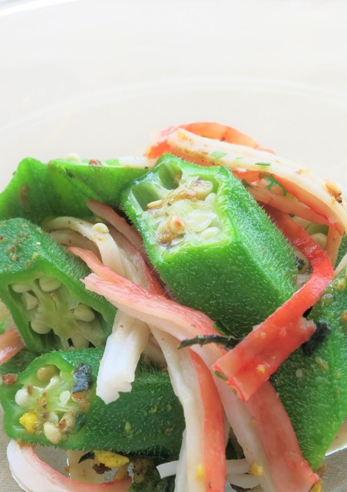 夏野菜のおかず。オクラとカニカマの和え物-レシピのメイン写真