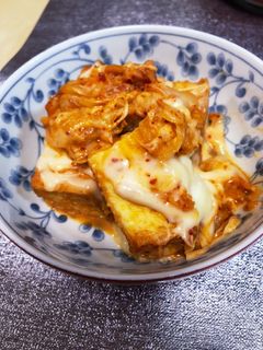 あと一品!厚揚げとキムチのチーズ炒め-レシピのメイン写真