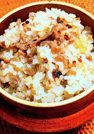 牛肉と玉ねぎの甘辛煮釜飯-レシピのメイン写真