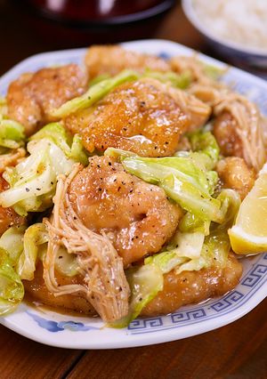 鶏とキャベツとえのきのガリバタぽん酢炒め-レシピのメイン写真