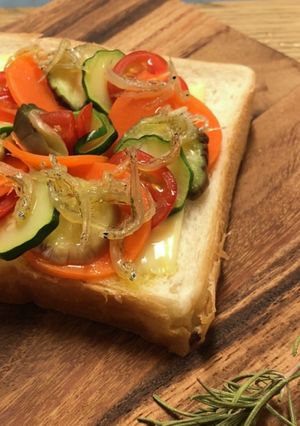 華やか☆野菜リースのごちそうトースト-レシピのメイン写真