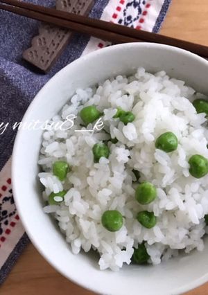 冷凍グリーンピースで簡単豆ごはん by mitsu8_k 【クックパッド】 簡単