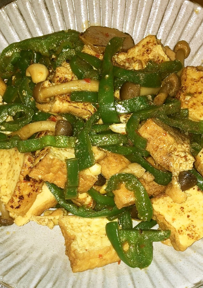 鶏肉と厚揚げとナッツの豆板醤炒め-レシピのメイン写真