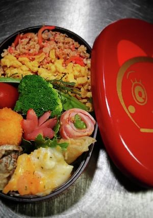 紅生姜の鳥そぼろ弁当❨(@≧↺≦@)❩-レシピのメイン写真
