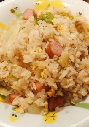 ごま油とごま香る簡単レタス炒飯-レシピのメイン写真