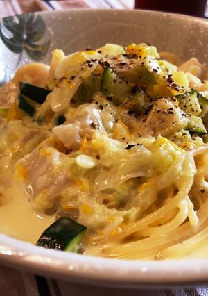 ズッキーニとホタテのクリームパスタ-レシピのメイン写真