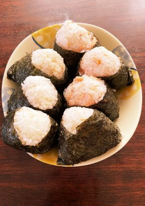 ７分付き米で2種おにぎり★ツナマヨと鮭★-レシピのメイン写真