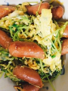 簡単☆香味ペーストで作る豆苗の中華炒め-レシピのメイン写真