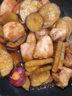 ご飯に合う♡サツマイモと鶏胸肉のおかず-レシピのメイン写真