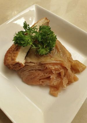 丸ごとキャベツと厚揚げの炊飯器煮込み-レシピのメイン写真