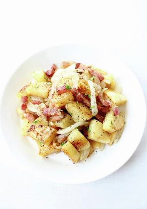 定番！蒸し焼きホクホク【ジャーマンポテト-レシピのメイン写真