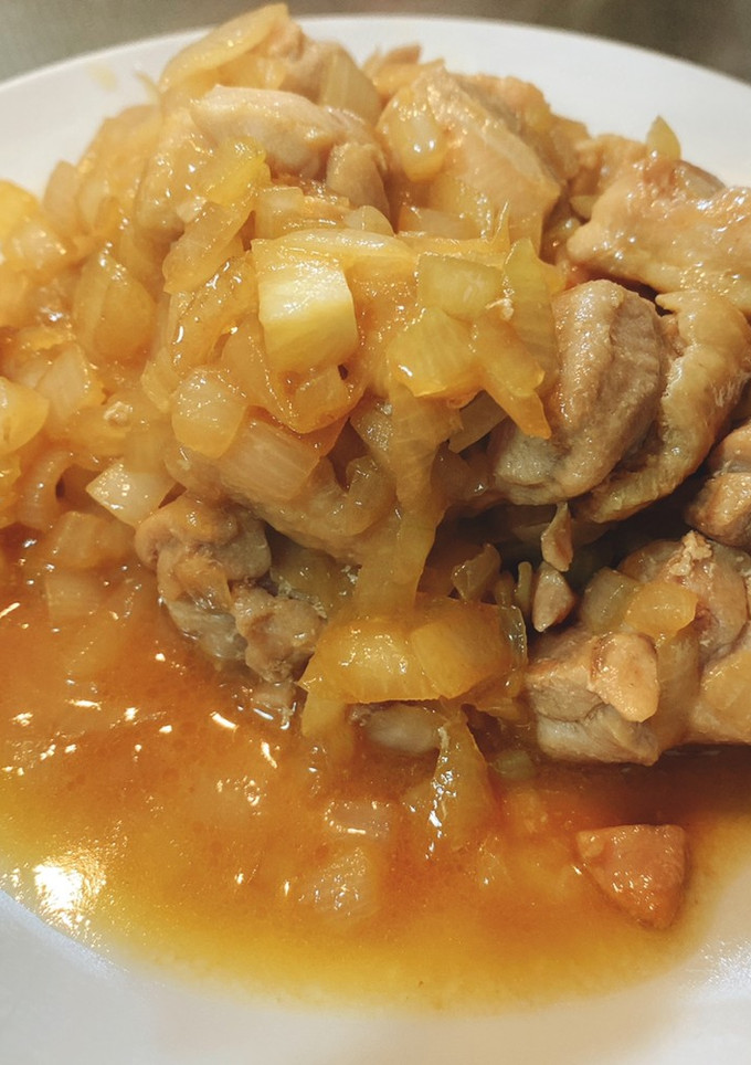 たっぷりタマネギと鶏肉のバター醤油炒め-レシピのメイン写真